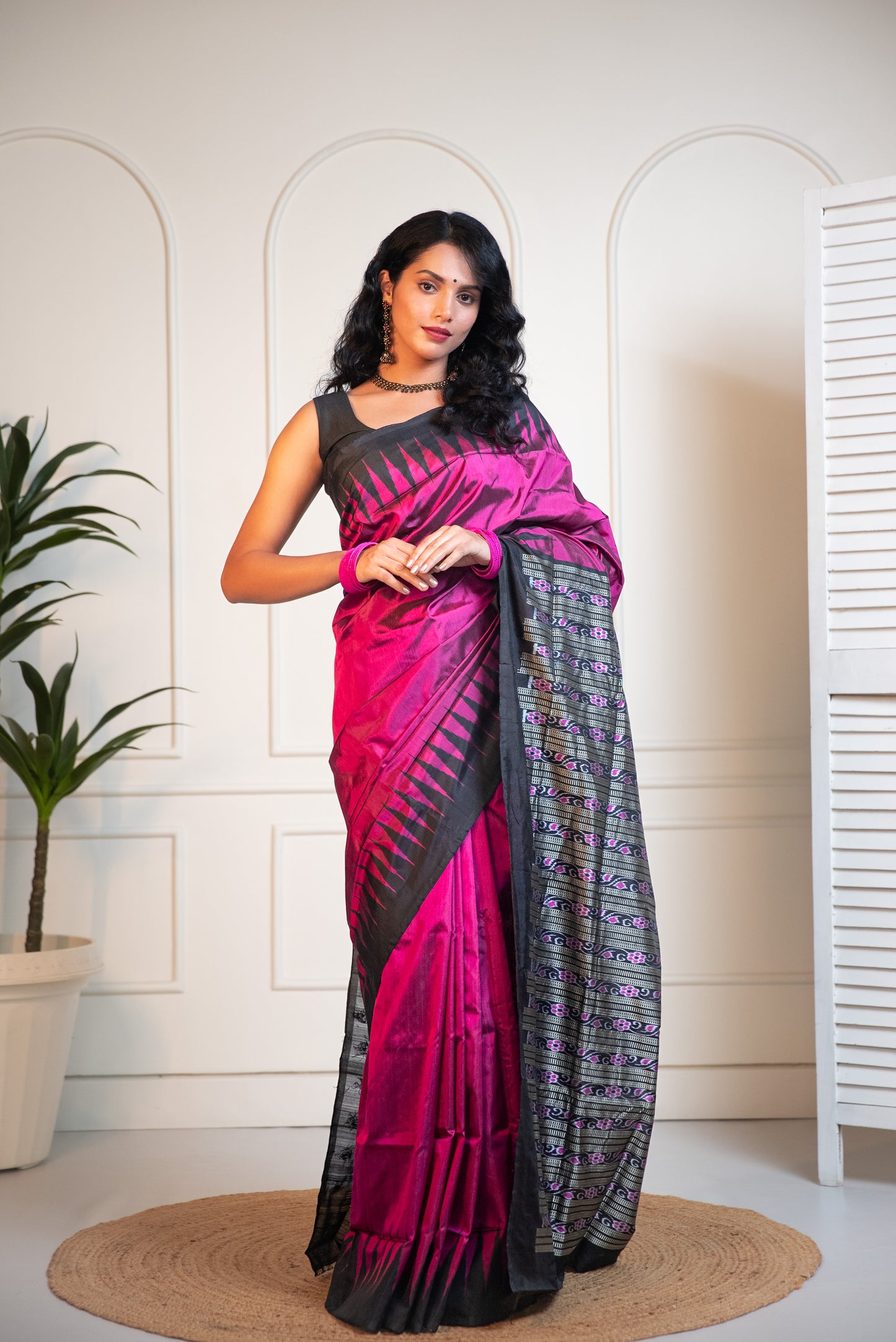 Pink Elegant Ikkat Saree